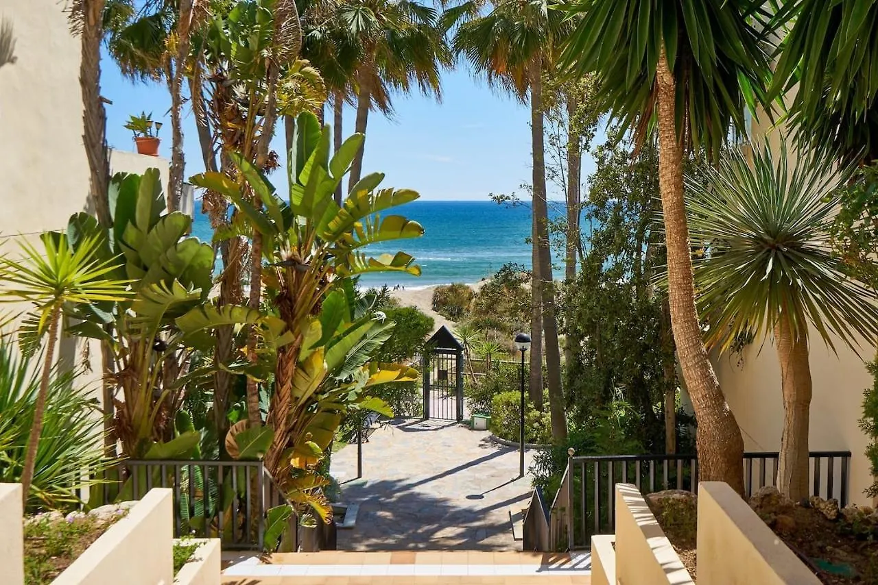 Oleholidays 515 Romana Playa Junto A La Playa Marbella Apartment
