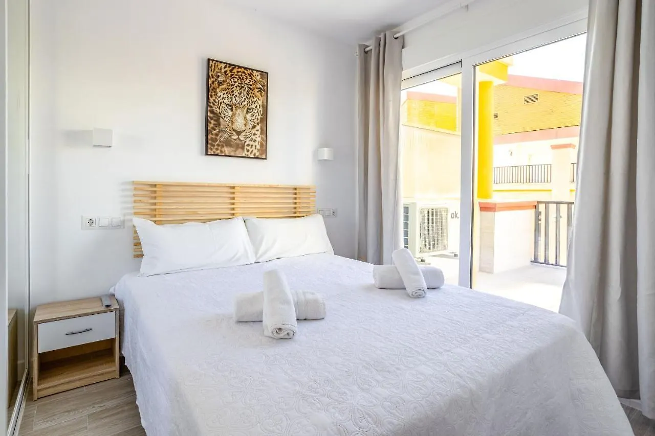 Oleholidays 515 Romana Playa Junto A La Playa Marbella Apartment